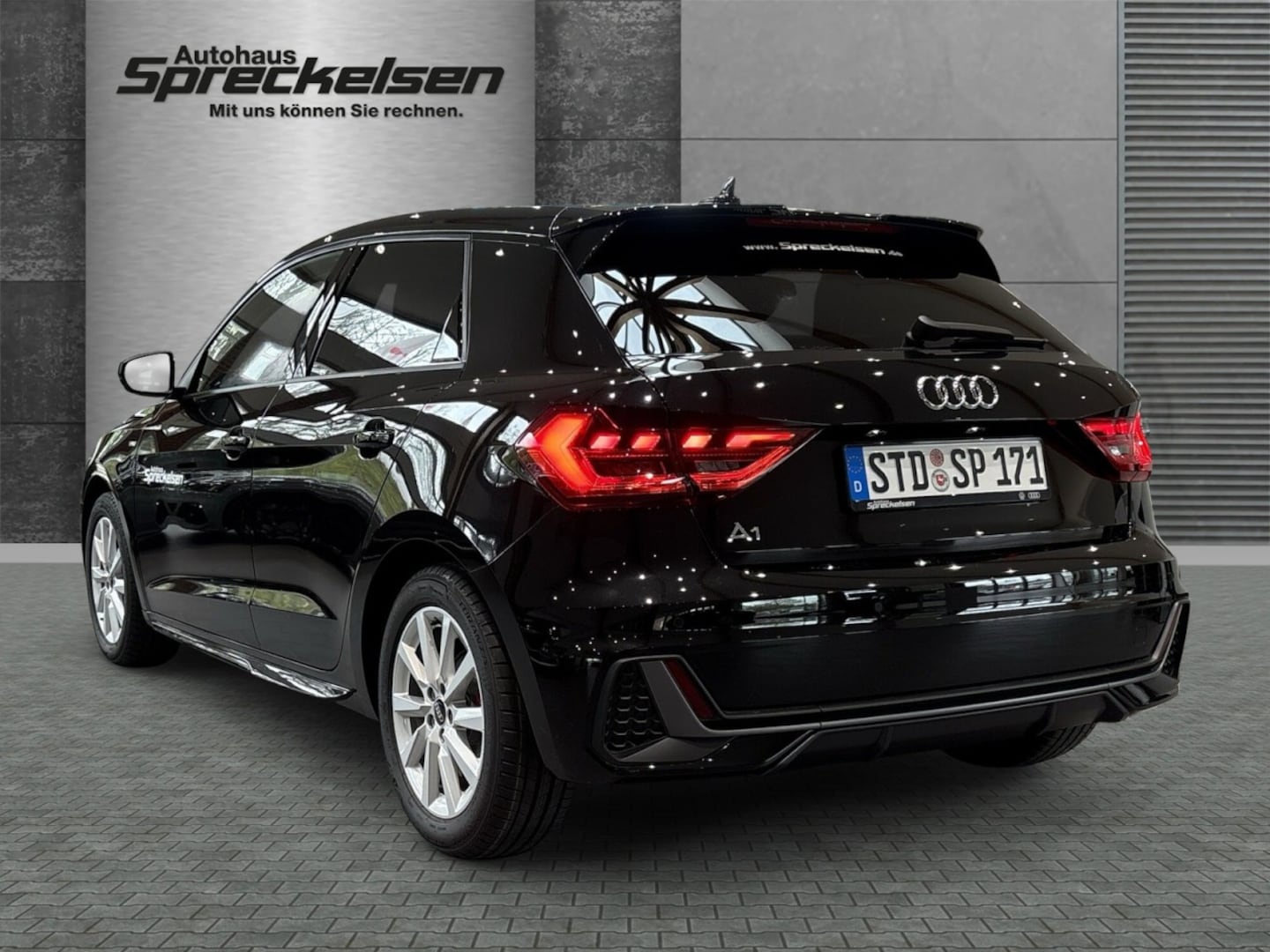Bild über Audi A1 Sportback S line 25 TFSI Schaltgetriebe - für weitere Informationen kontaktieren Sie den Audi Partner