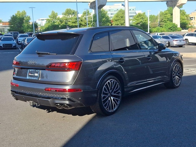 2025 Audi SQ7