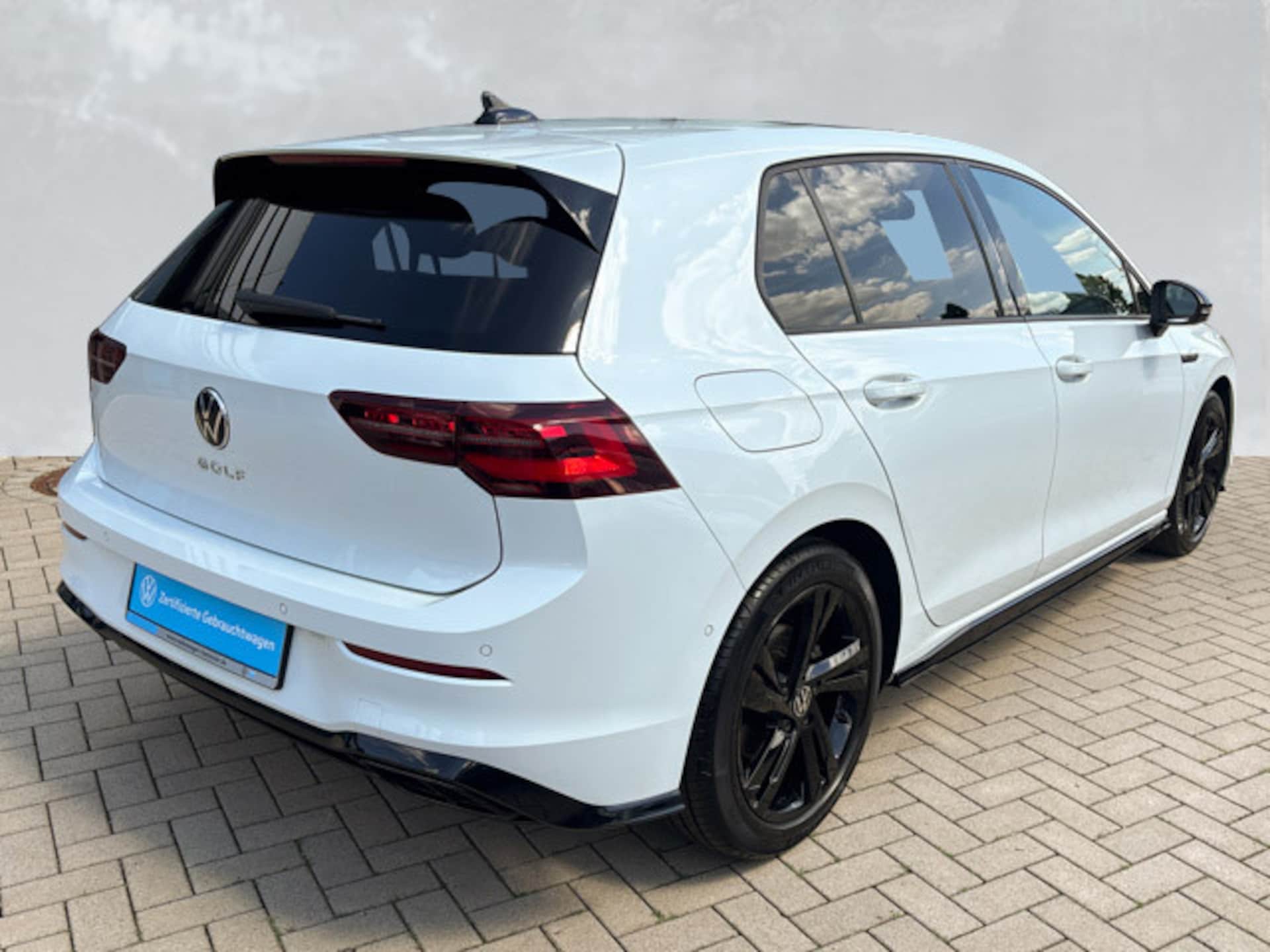 Volkswagen Golf R-Line