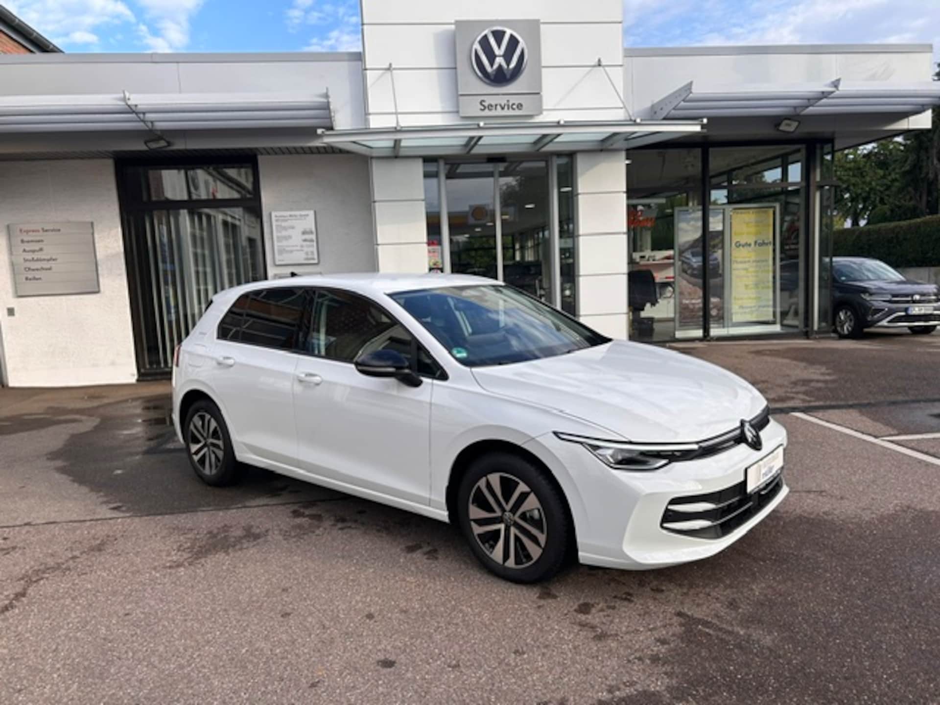 Volkswagen Golf Life
