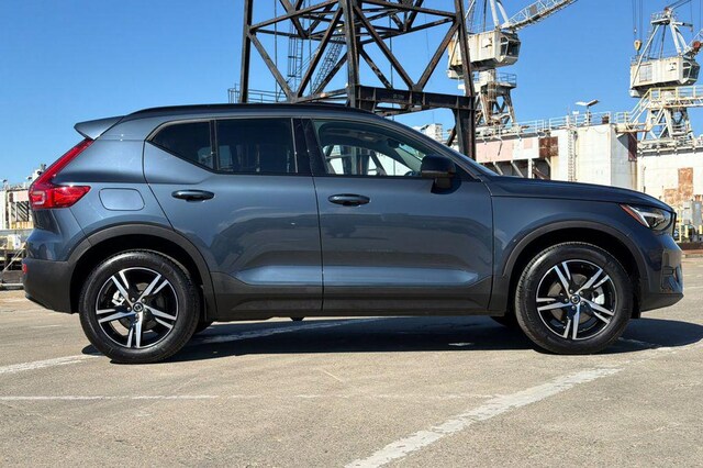2026 Volvo XC40