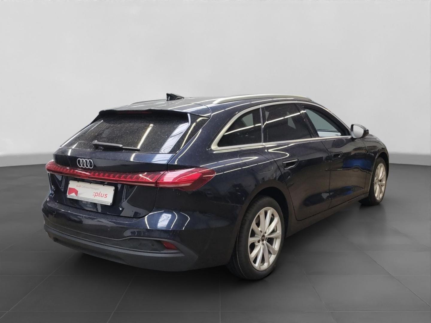 Bild über Audi A5 Avant TDI 150 kW S tronic - für weitere Informationen kontaktieren Sie den Audi Partner