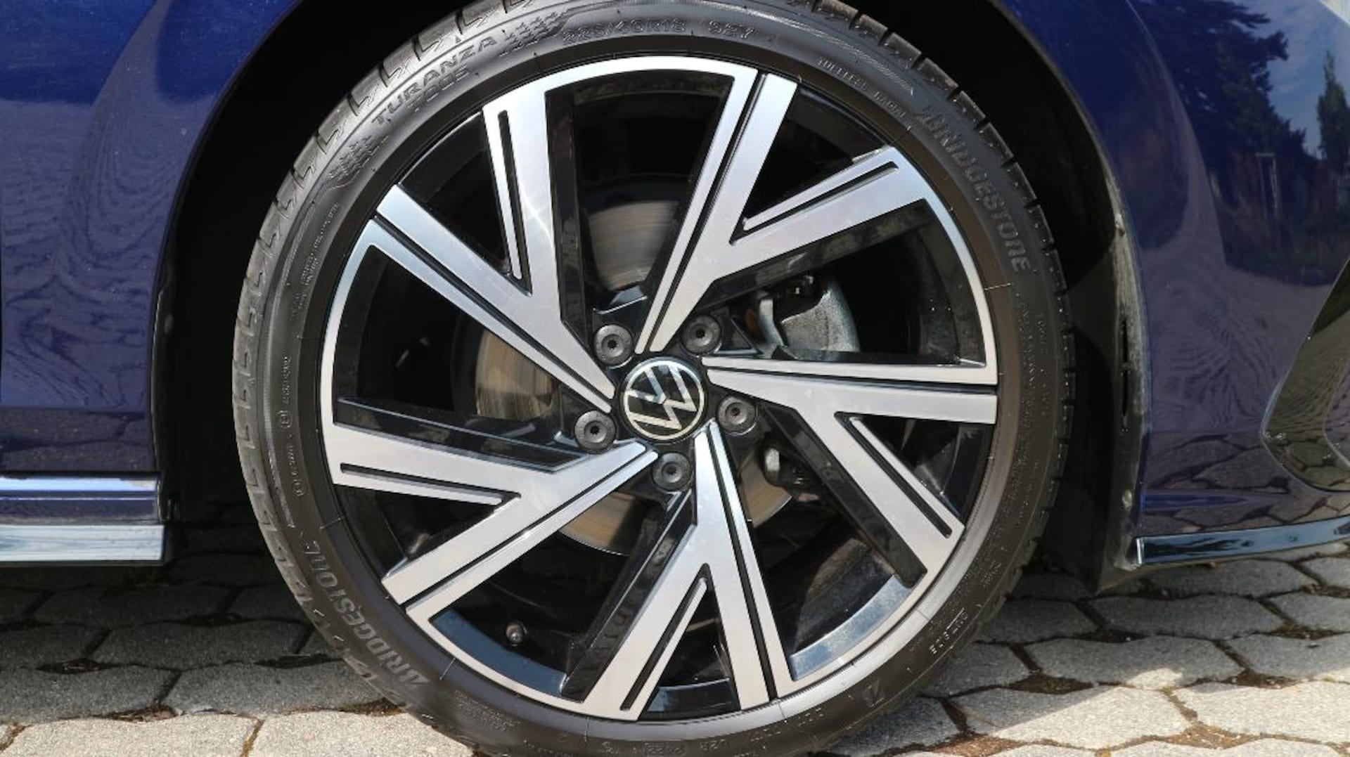 Volkswagen Golf Variant R-Line