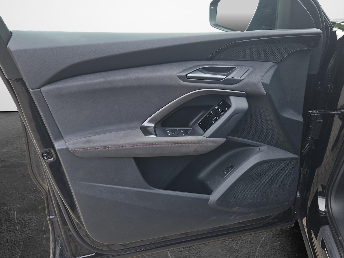 Bild über Audi Q5 Sportback TDI quattro 150 kW S tronic - für weitere Informationen kontaktieren Sie den Audi Partner