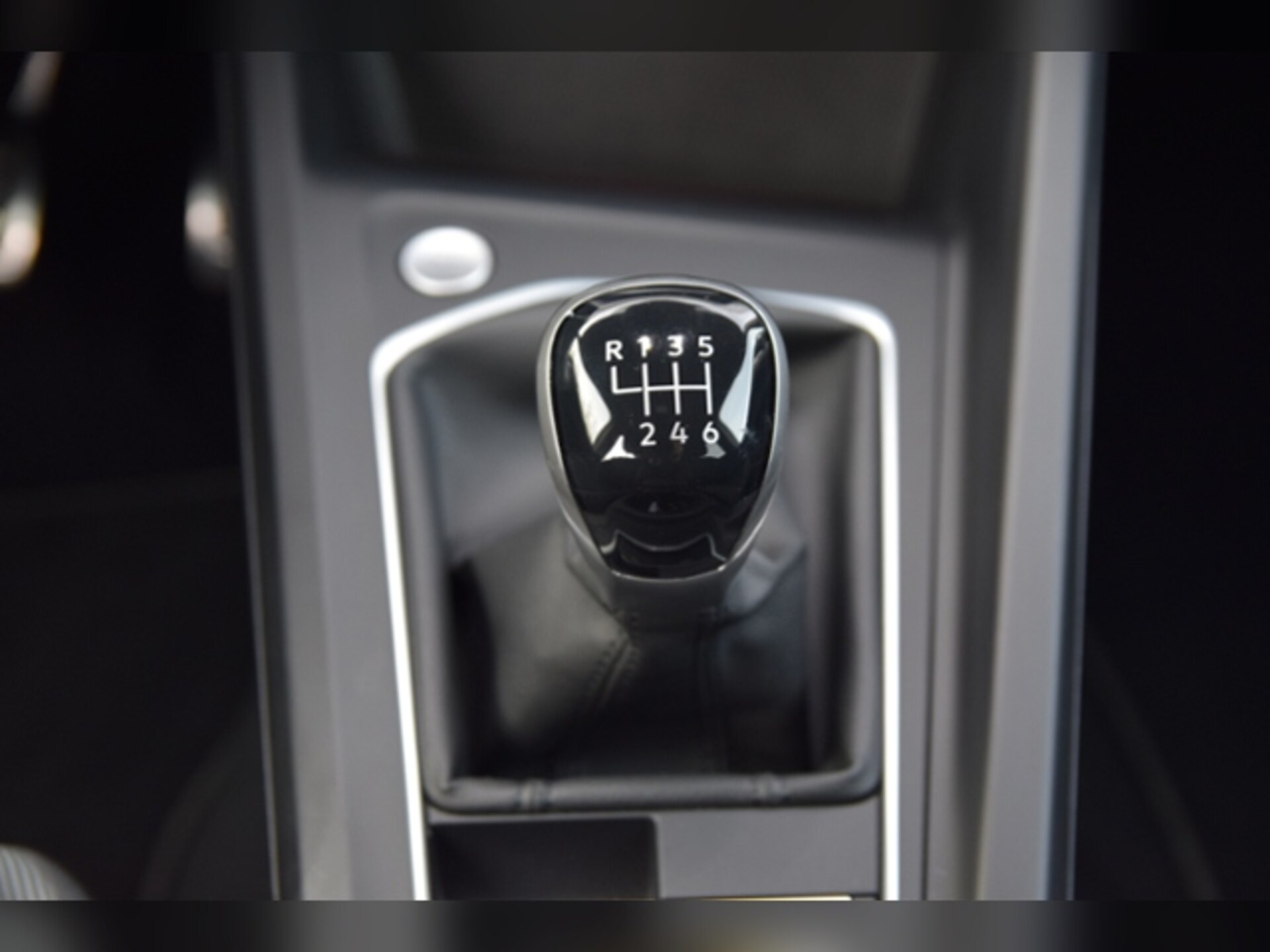 Volkswagen Golf Active