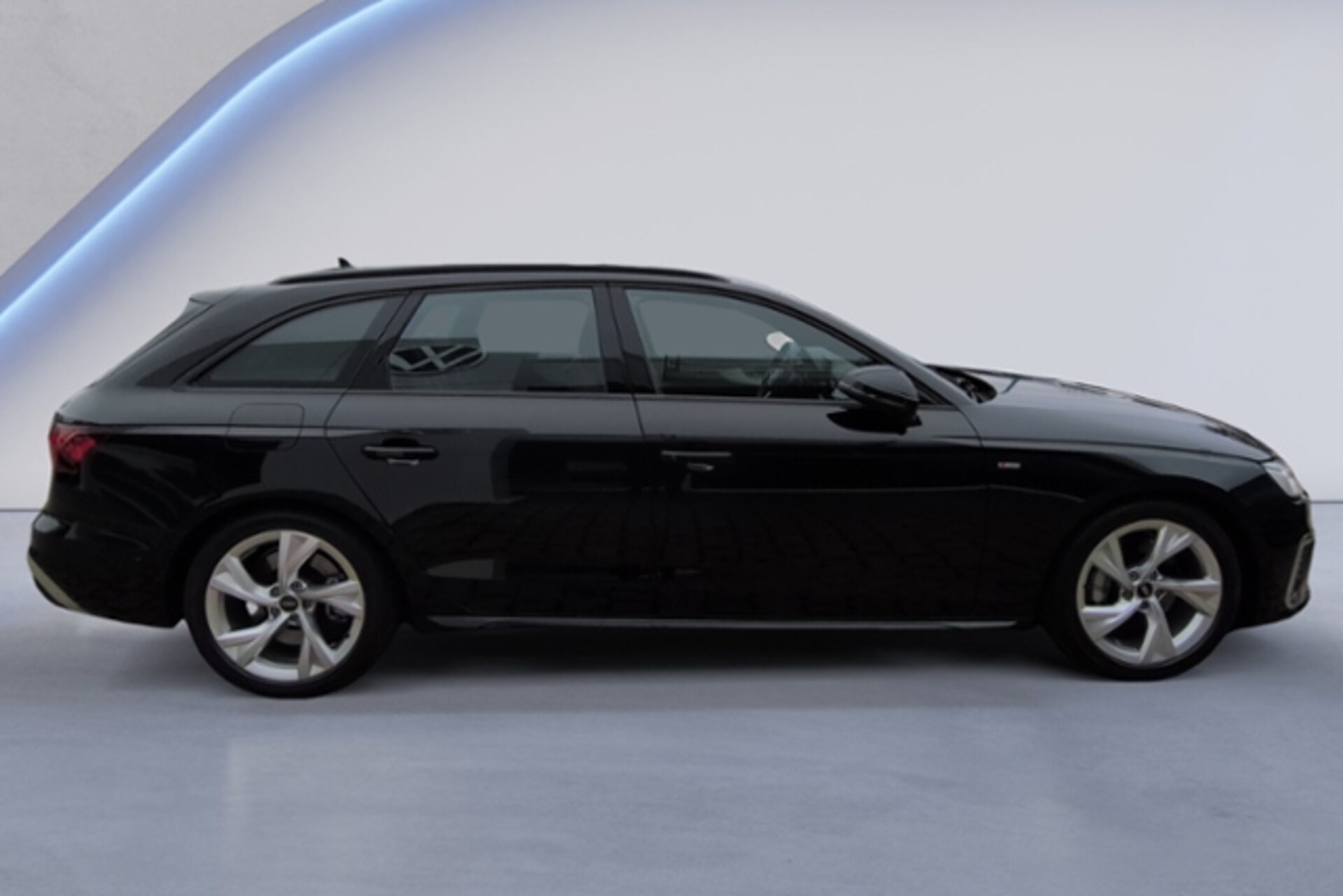 Audi A4 Avant S line