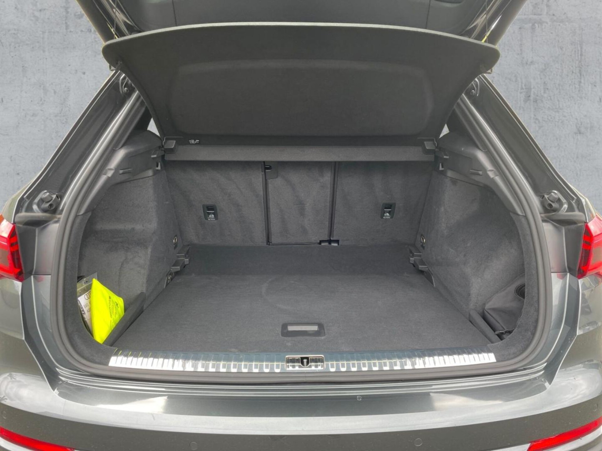Audi Q3 SUV S line