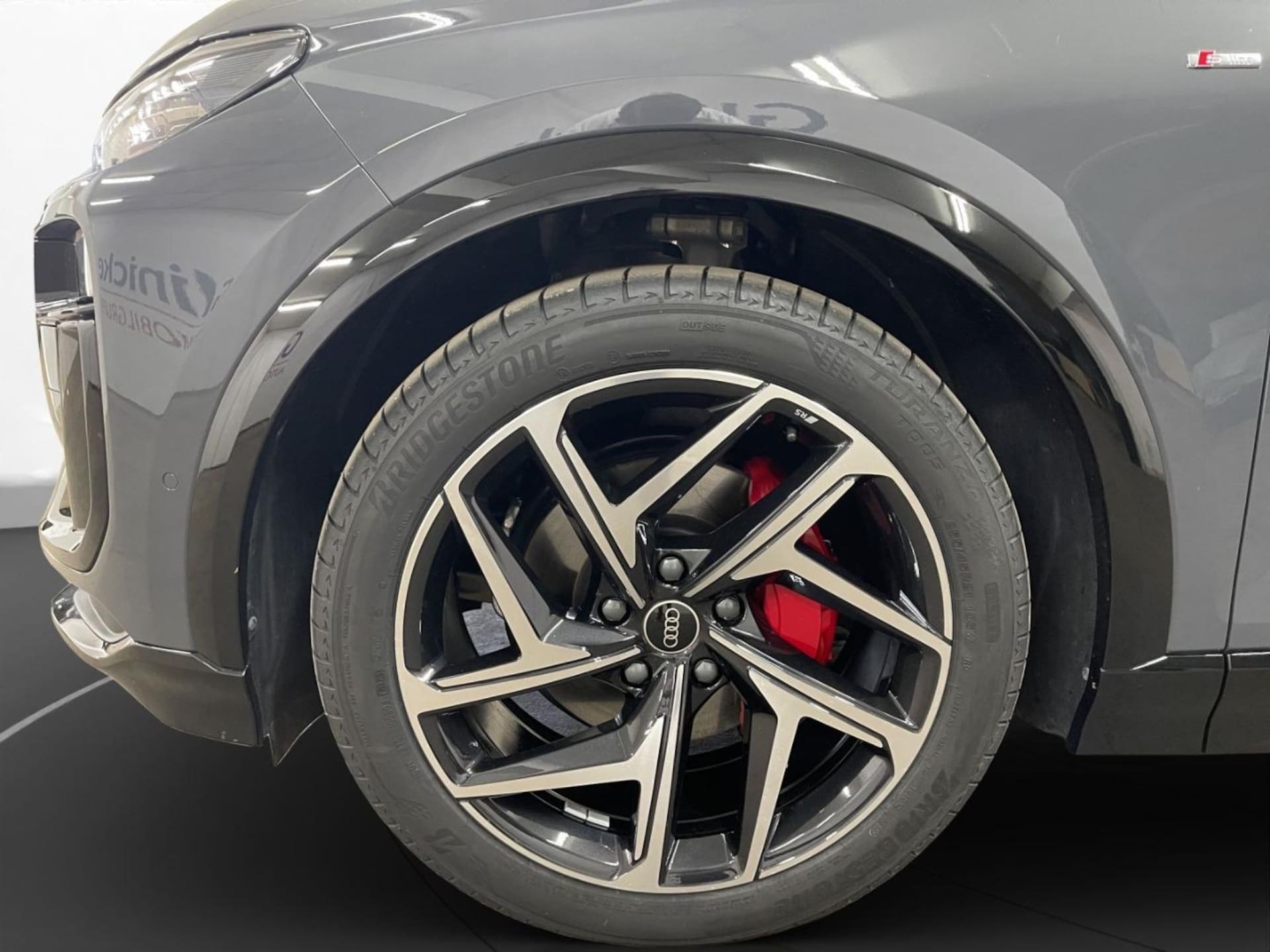 Audi Q6 SUV e-tron