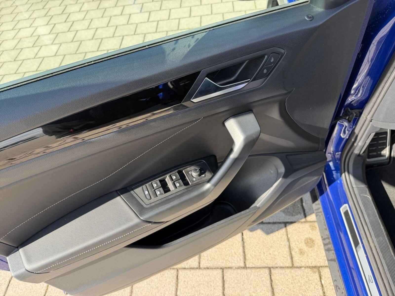 Volkswagen T-Roc – Bild 17