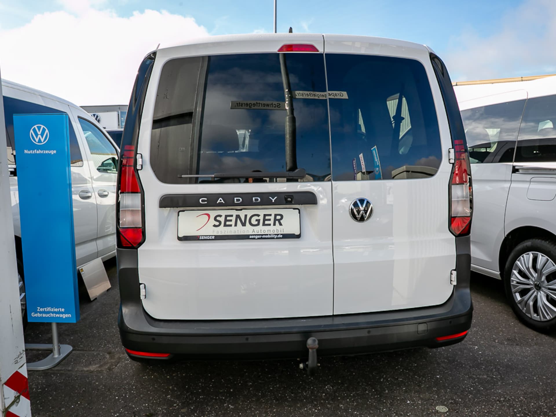 Volkswagen Caddy Maxi Basis-Modell