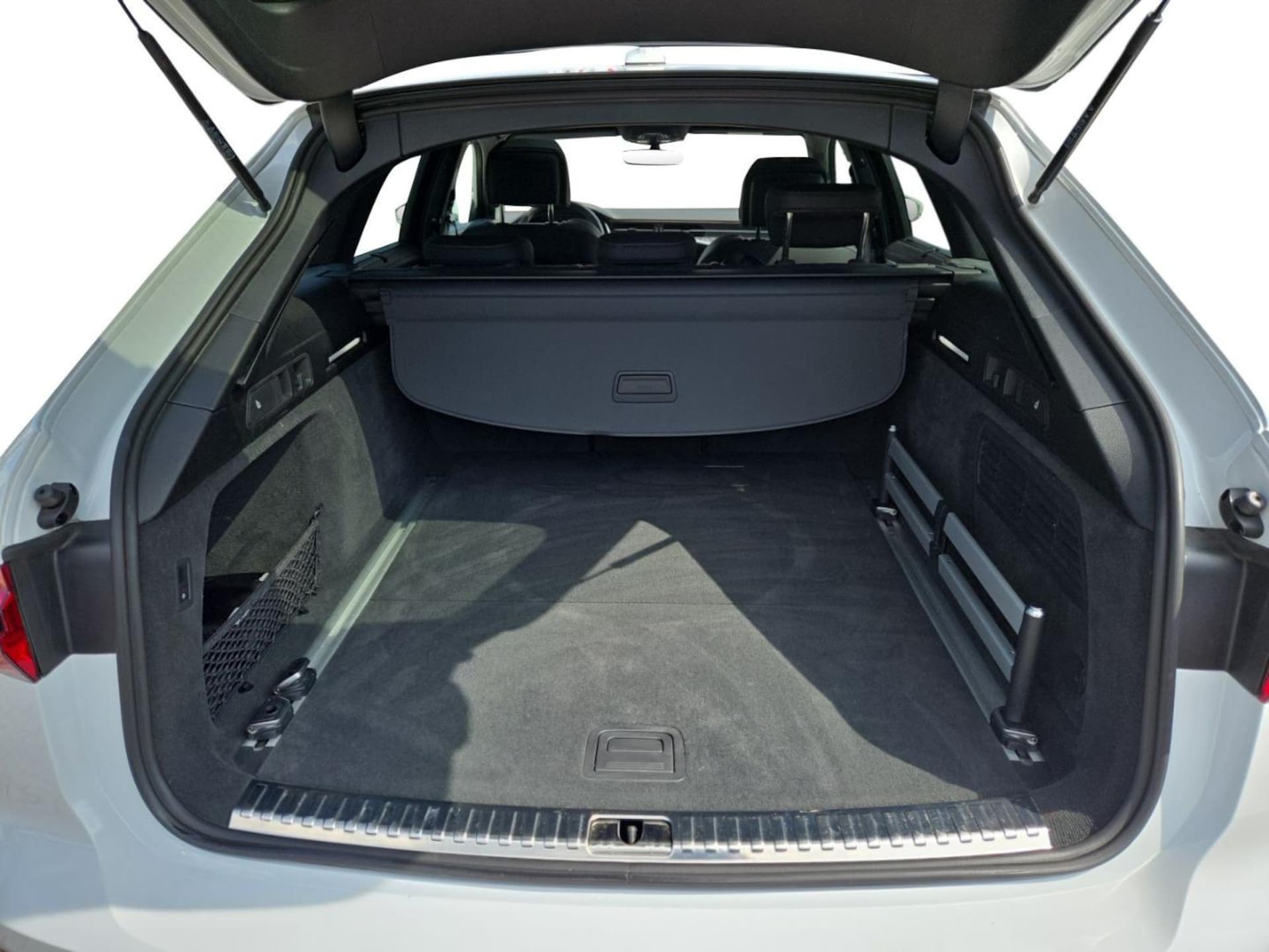Audi S6 Avant