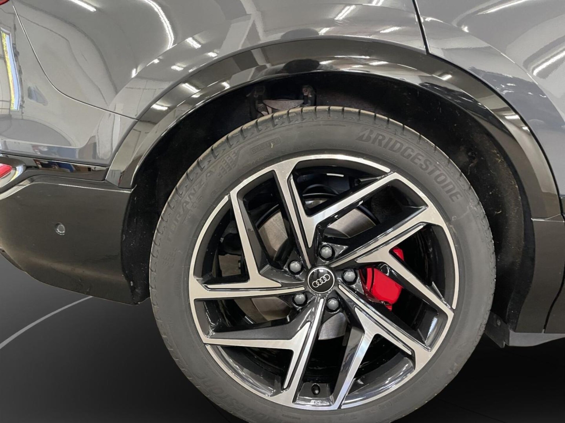 Audi Q6 SUV e-tron