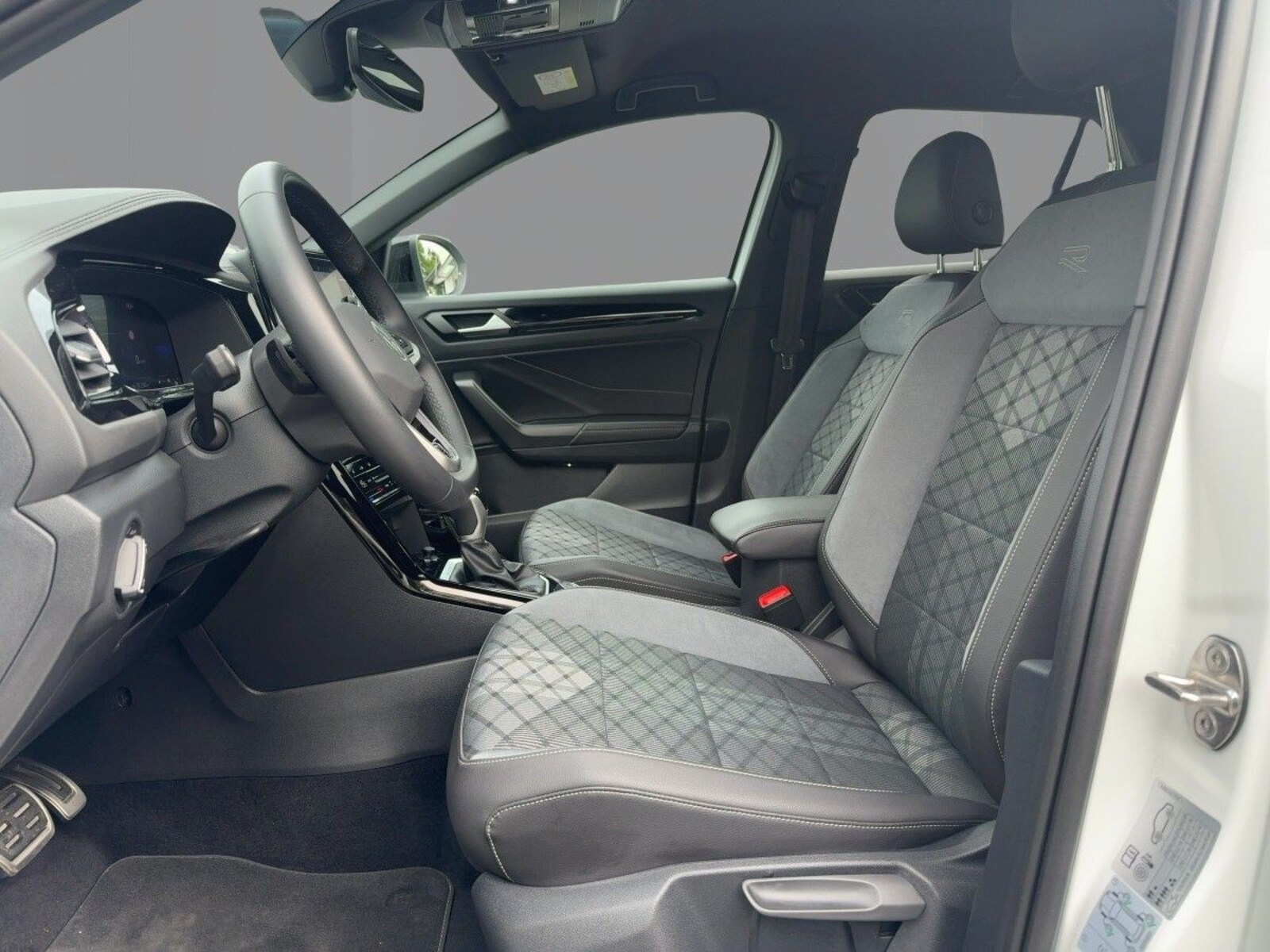 Volkswagen T-Roc – Bild 8
