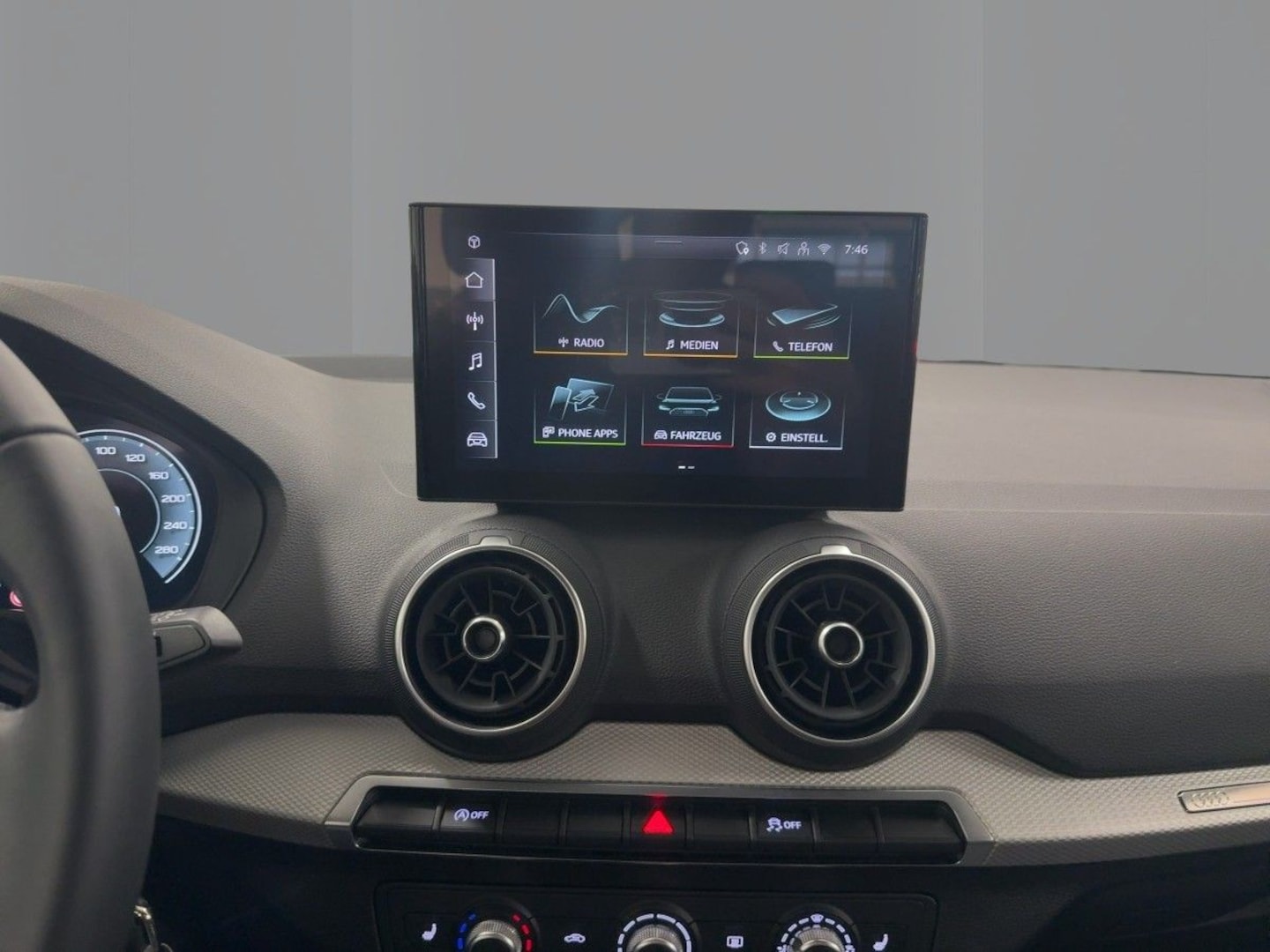 Bild über Audi Q2 35 TFSI S tronic - für weitere Informationen kontaktieren Sie den Audi Partner