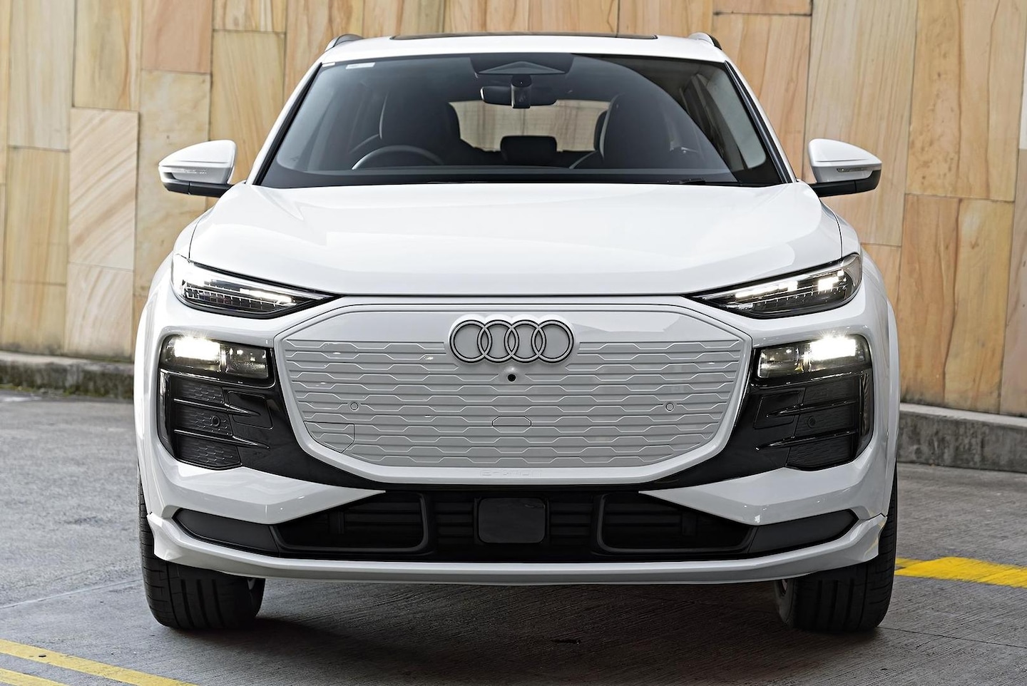Image about Audi Q6 SUV e-tron e-tron