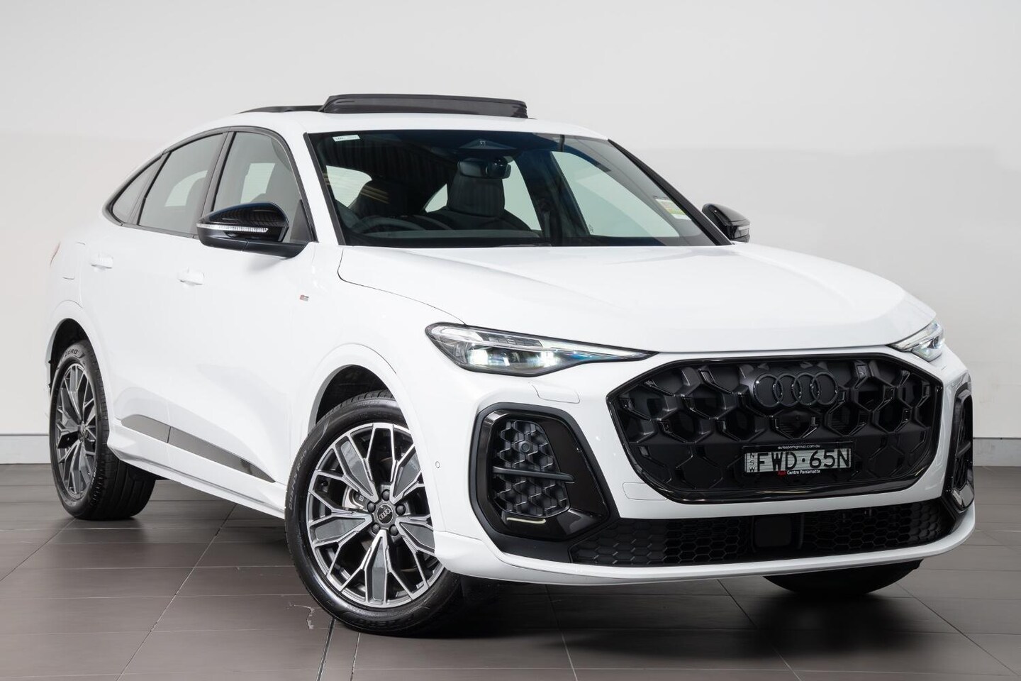 Image about Audi Q5 Sportback TFSI quattro 200 kW sport