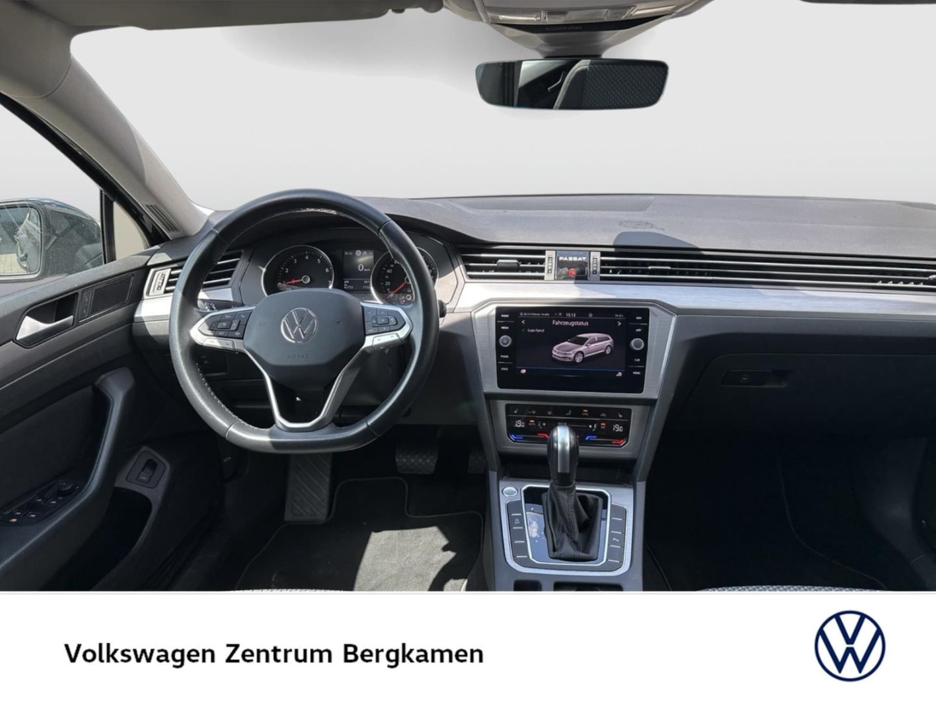 Volkswagen Passat Variant Basis-Modell