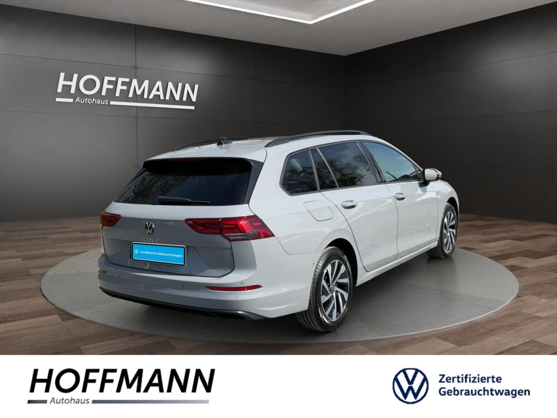 Volkswagen Golf Variant Life