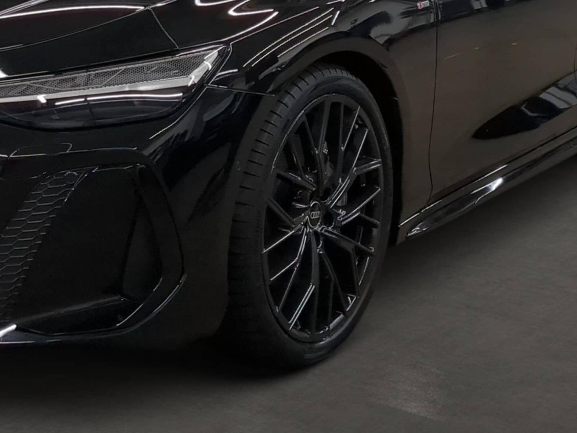 Audi A6 Avant edition one