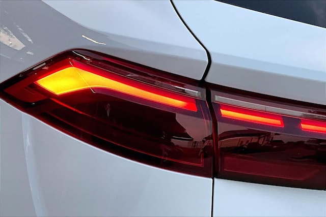 2026 Audi Q8 Premium Plus - Photo 31