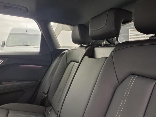 2025 Audi Q4 e-tron Premium Plus - Photo 26