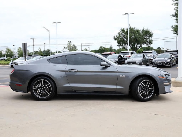 2021 Ford Mustang