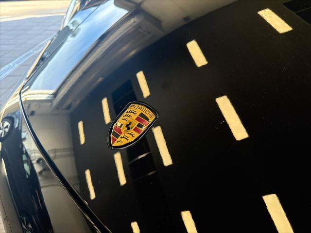 2024 PORSCHE 911 - Image 12