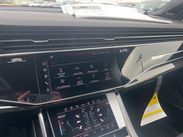 2026 Audi Q7 Prestige - Photo 16