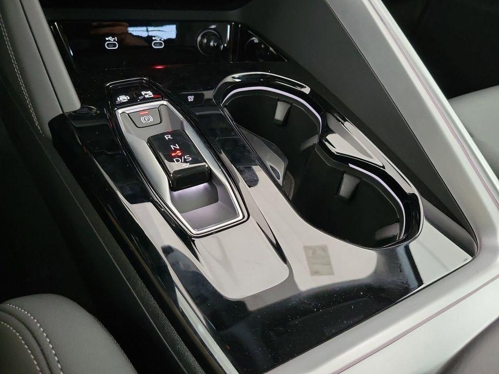 2025 Audi Q5 Premium Plus - Photo 16