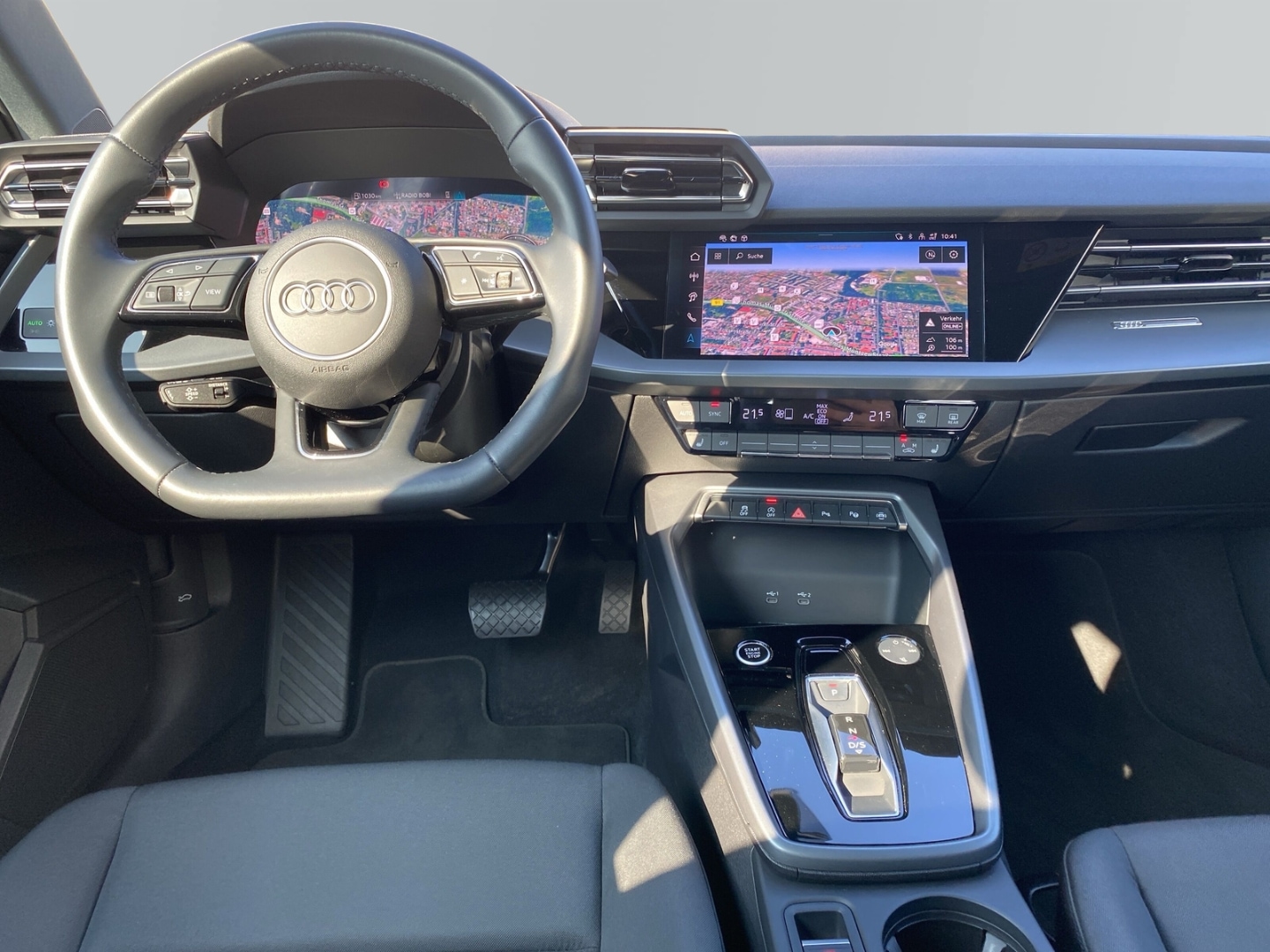 Bild über Audi A3 allstreet 35 TFSI S tronic - für weitere Informationen kontaktieren Sie den Audi Partner