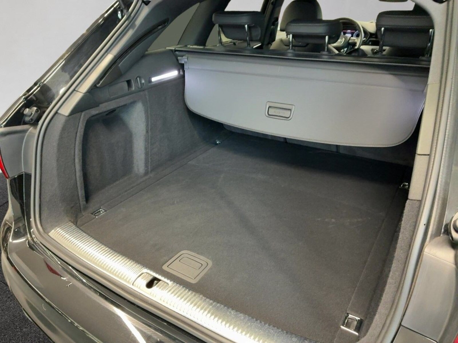 Audi A4 Avant – Bild 10