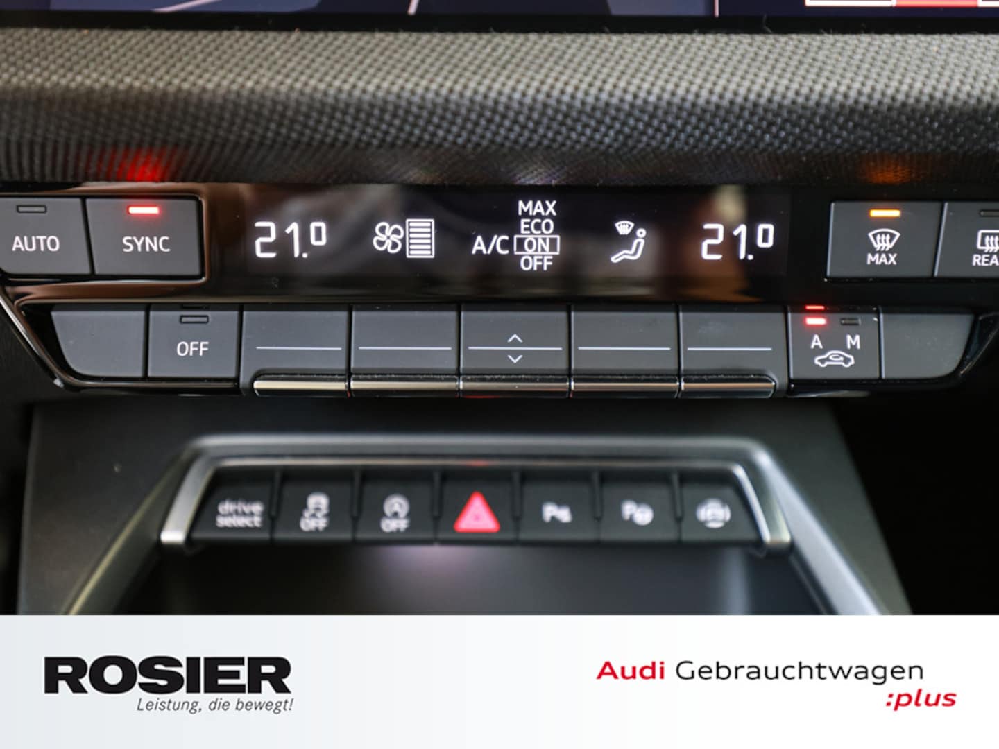 Bild über Audi S3 Sportback TFSI quattro S tronic - für weitere Informationen kontaktieren Sie den Audi Partner