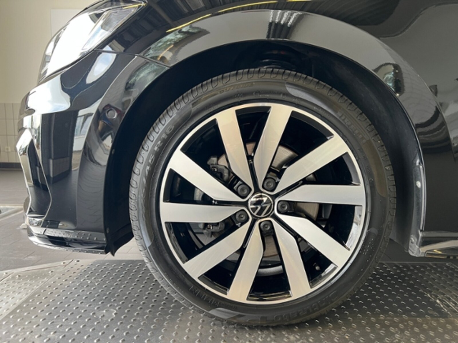 Volkswagen Touran – Bild 4