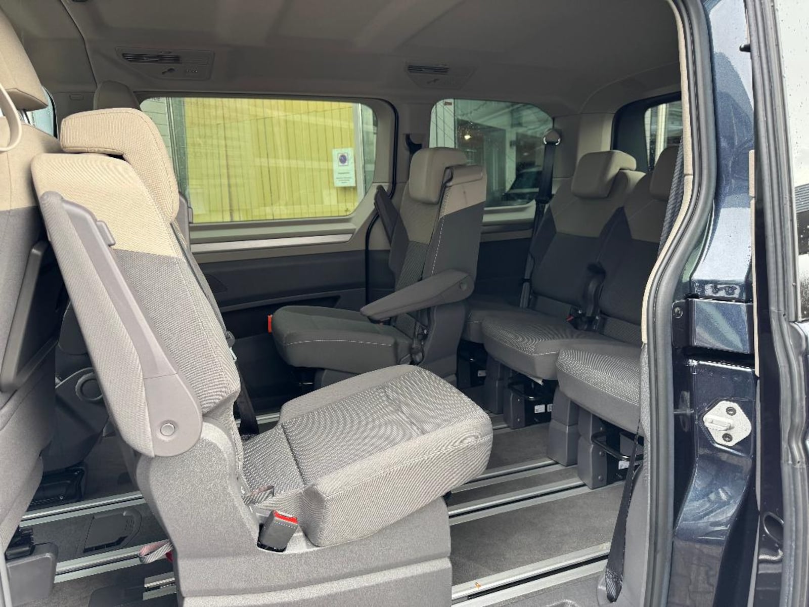 Volkswagen Multivan – Bild 8