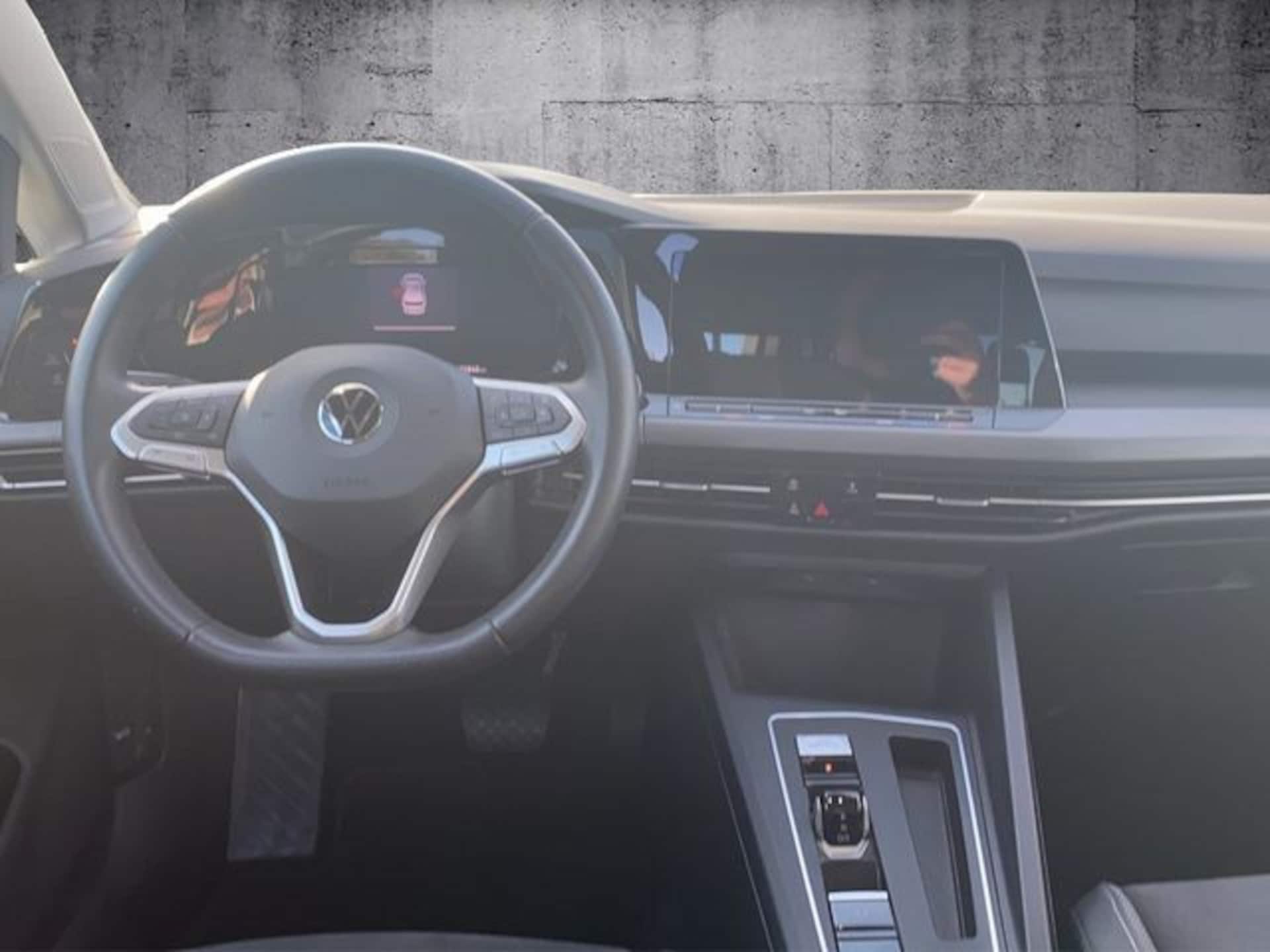 Volkswagen Golf Style