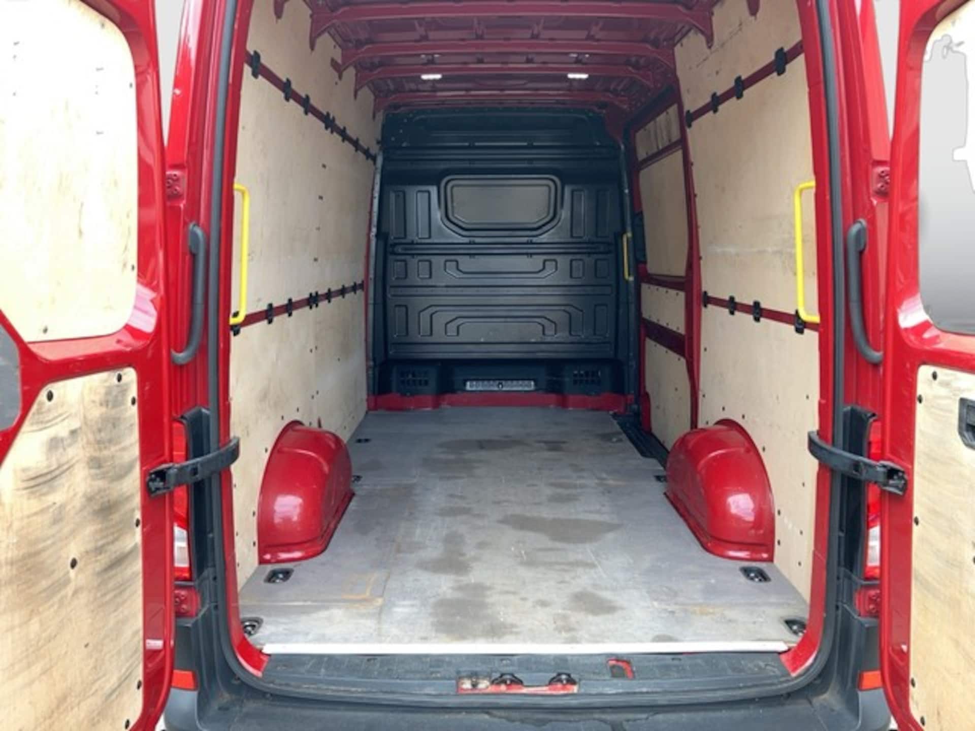 Volkswagen Crafter Kasten mittlerer Radstand