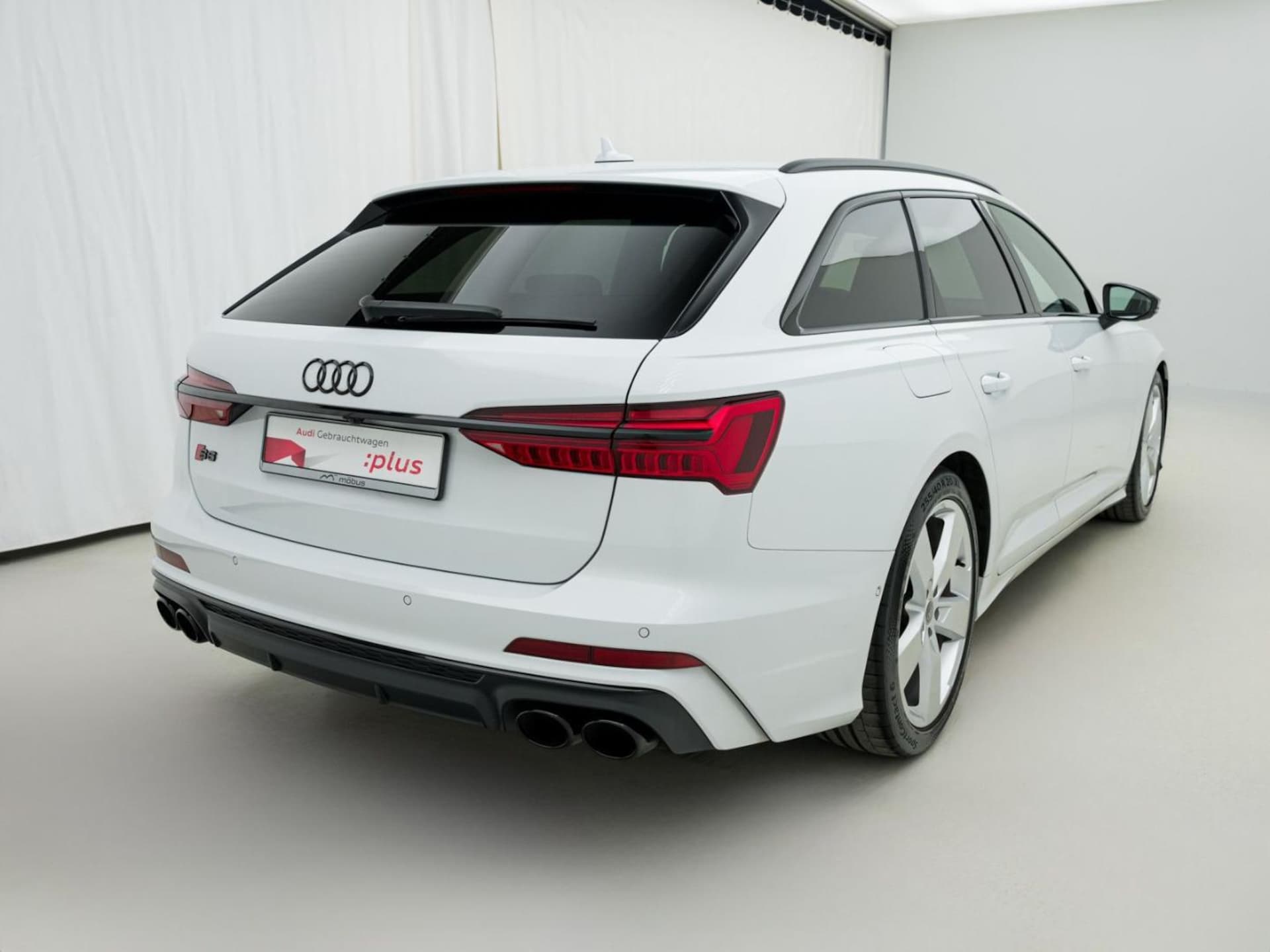 Audi S6 Avant