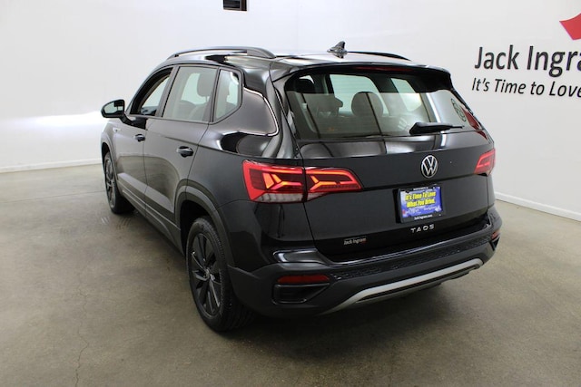 2023 Volkswagen Taos