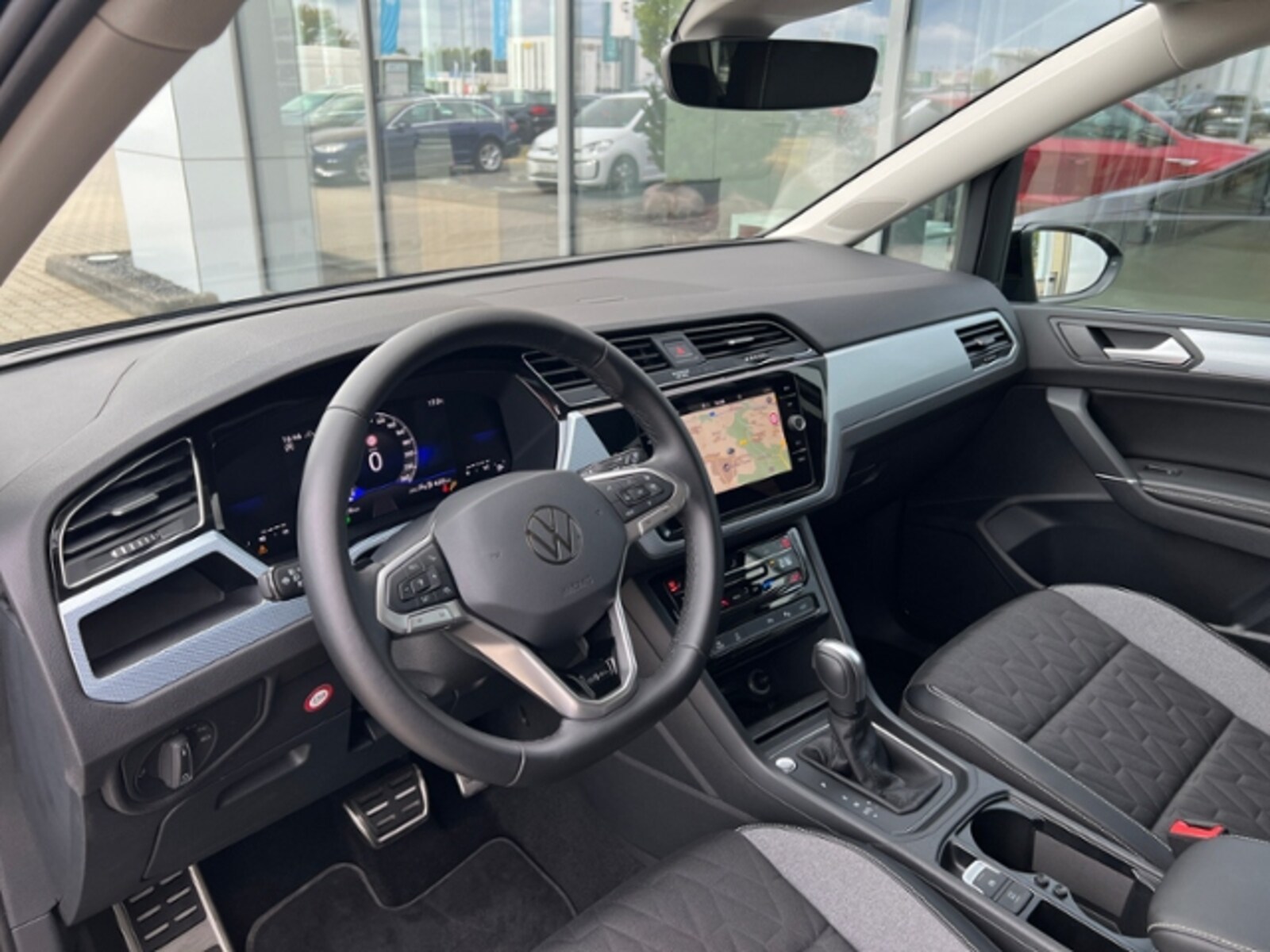 Volkswagen Touran – Bild 7