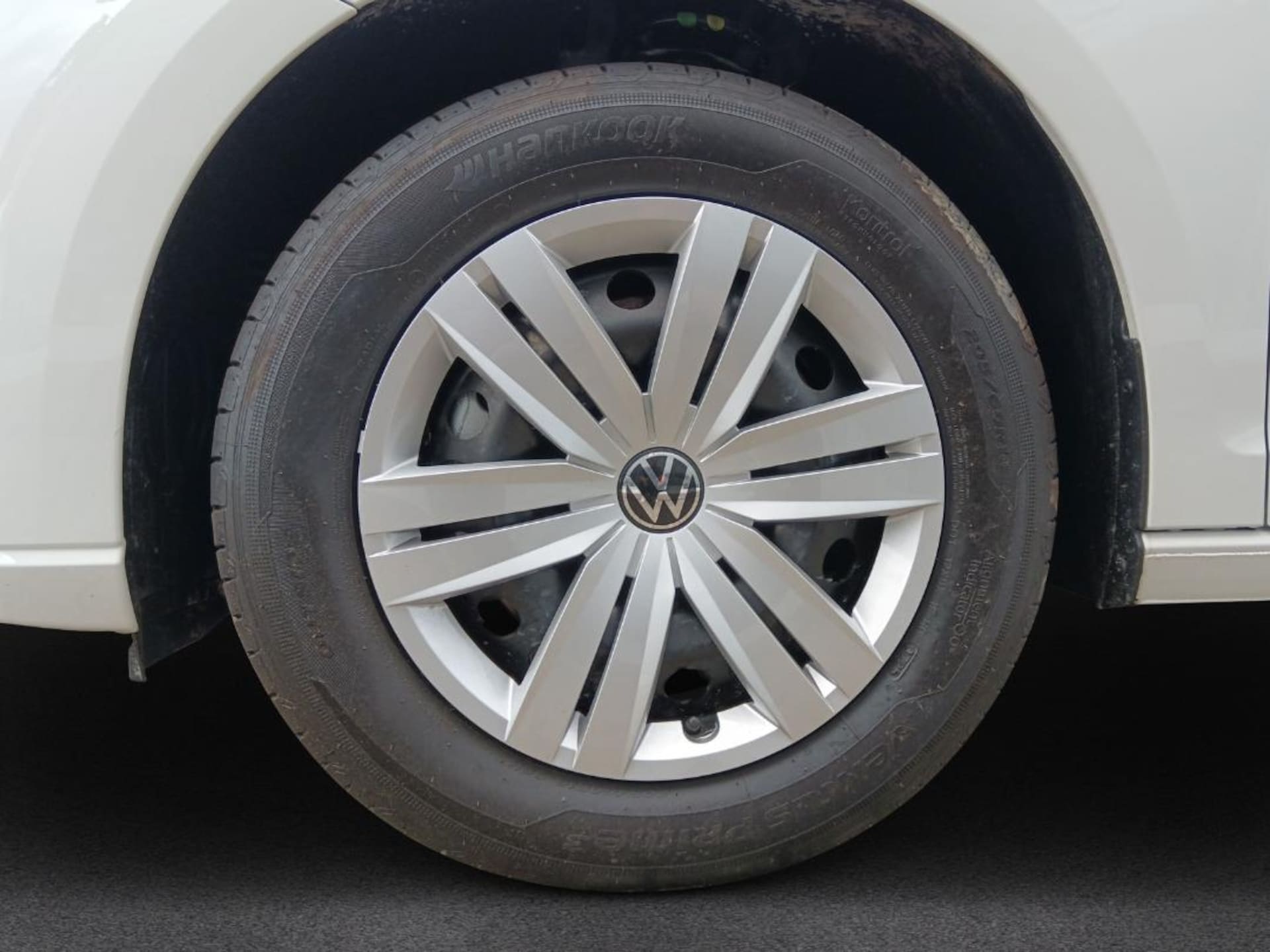 Volkswagen Caddy Maxi Basis-Modell