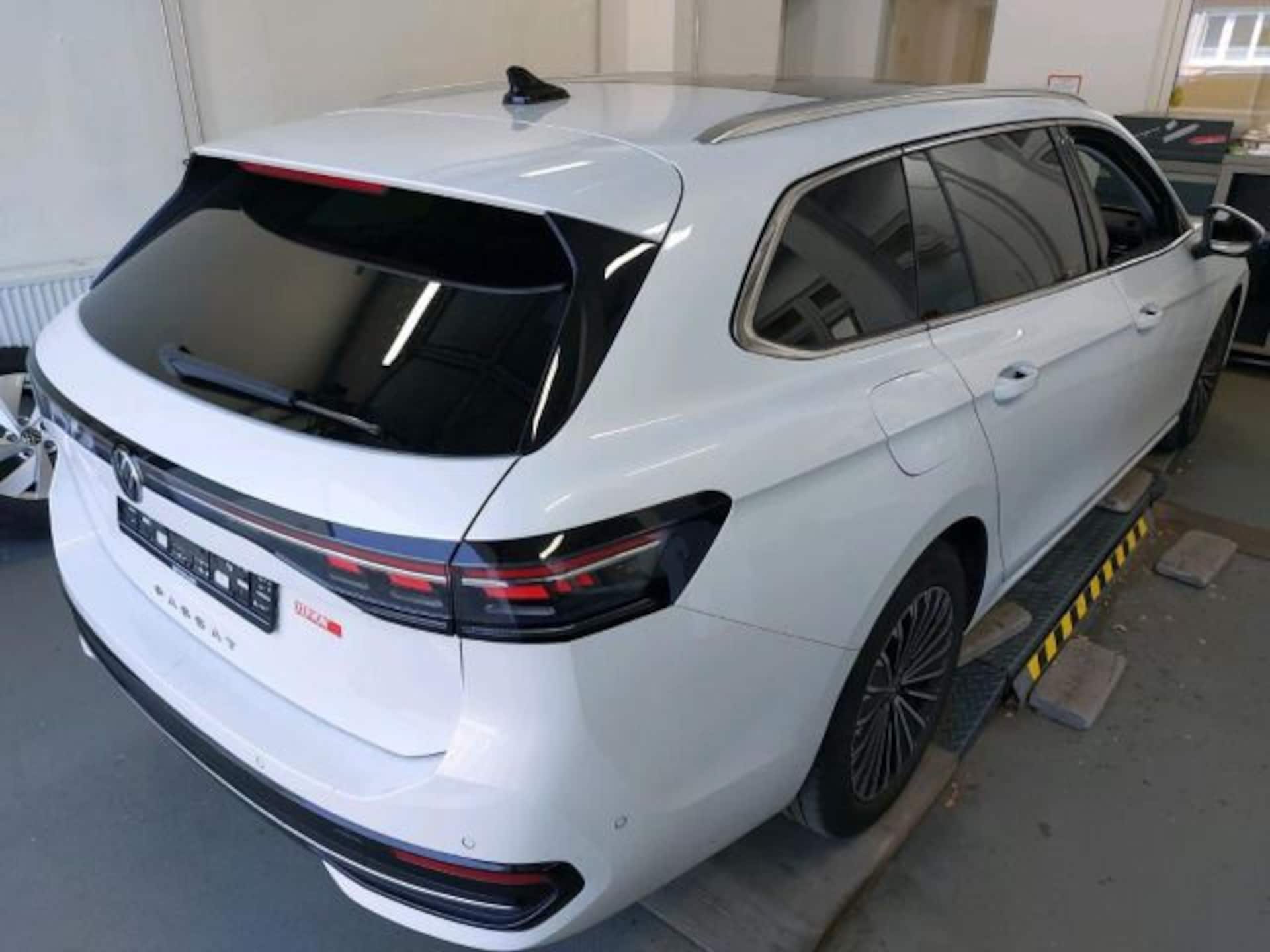 Volkswagen Passat Elegance