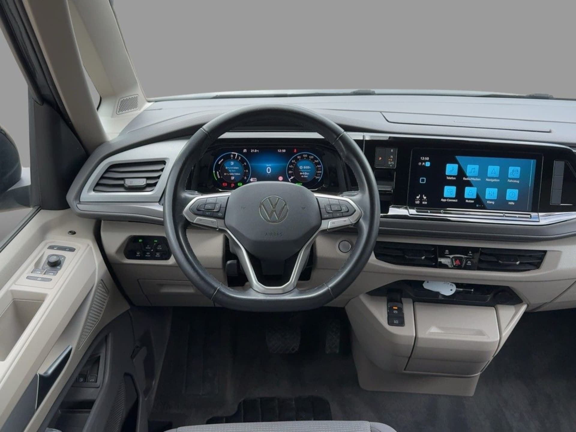 Volkswagen Multivan Basis-Modell