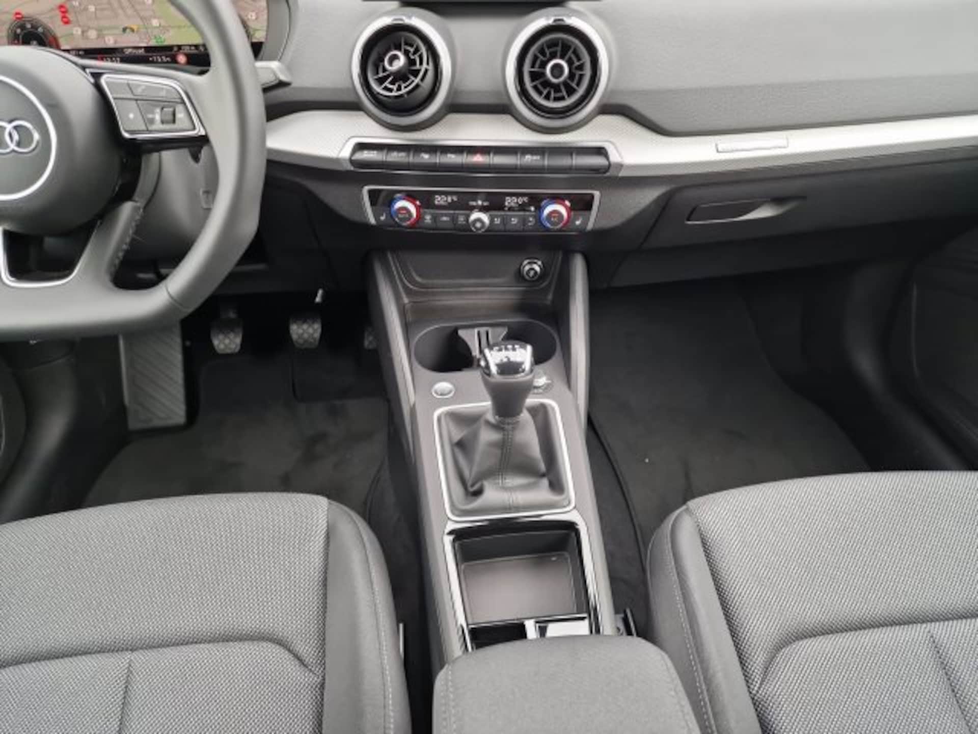 Audi Q2 S line