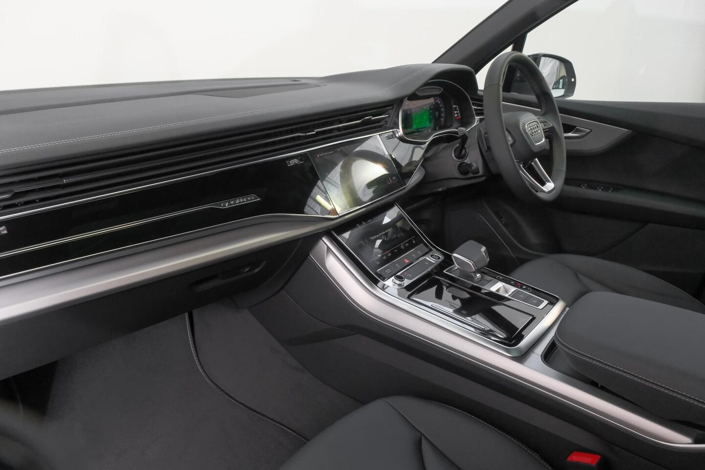 Image about Audi Q7 SUV TFSI quattro tiptronic
