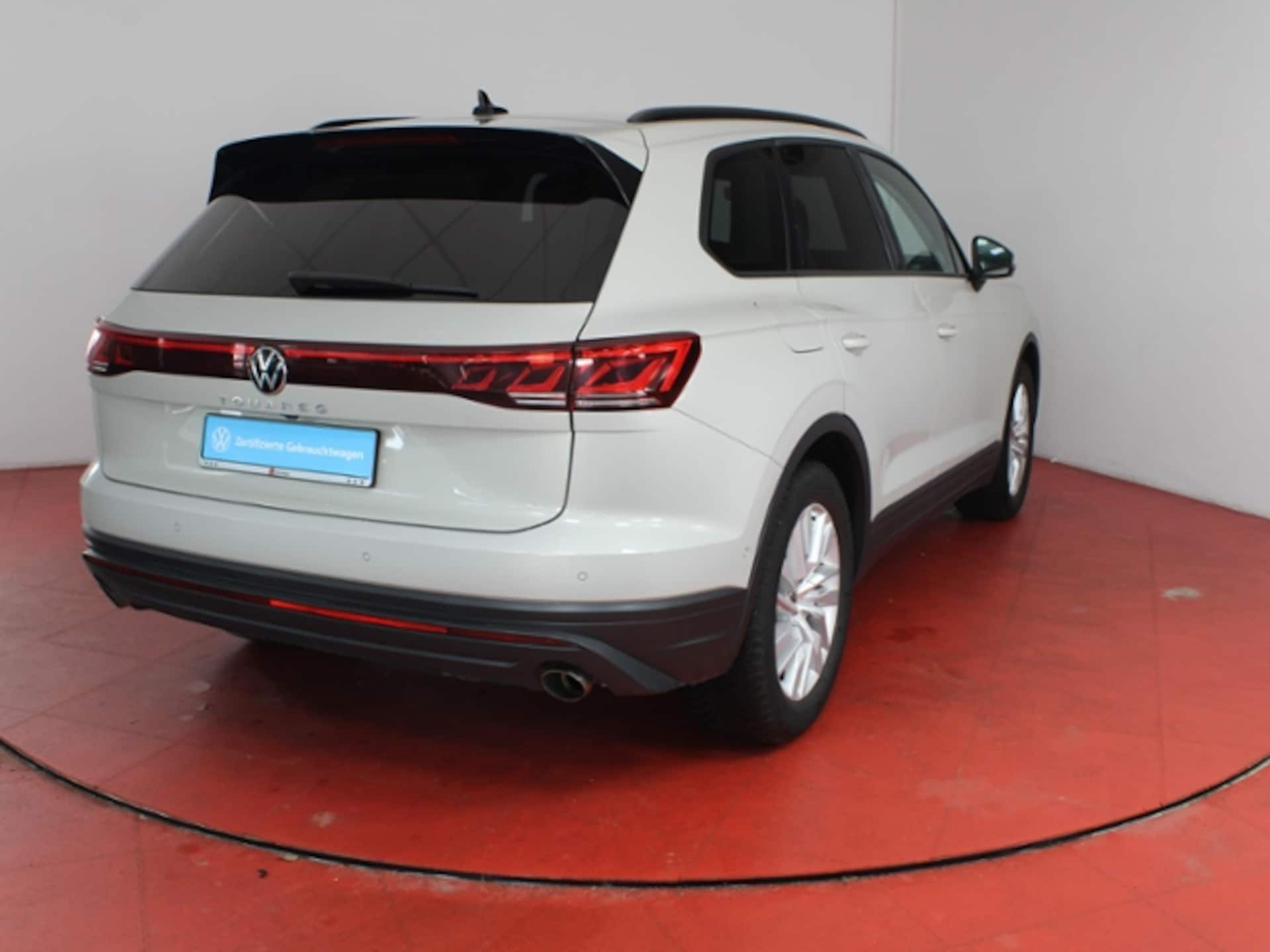 Volkswagen Touareg Basis-Modell