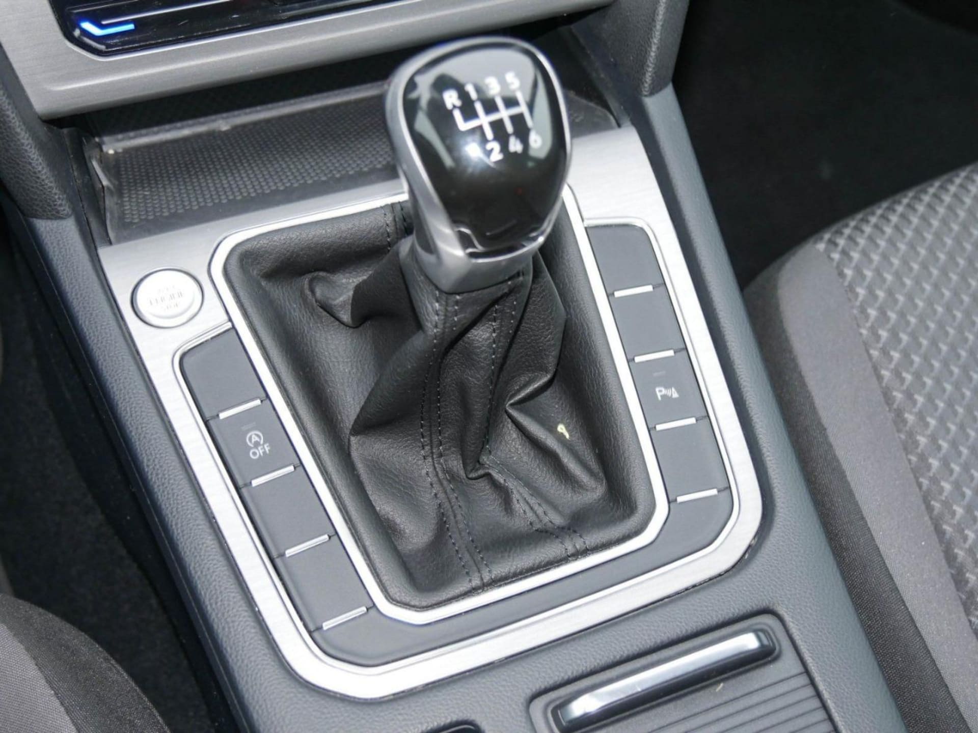 Volkswagen Passat Variant Basis-Modell