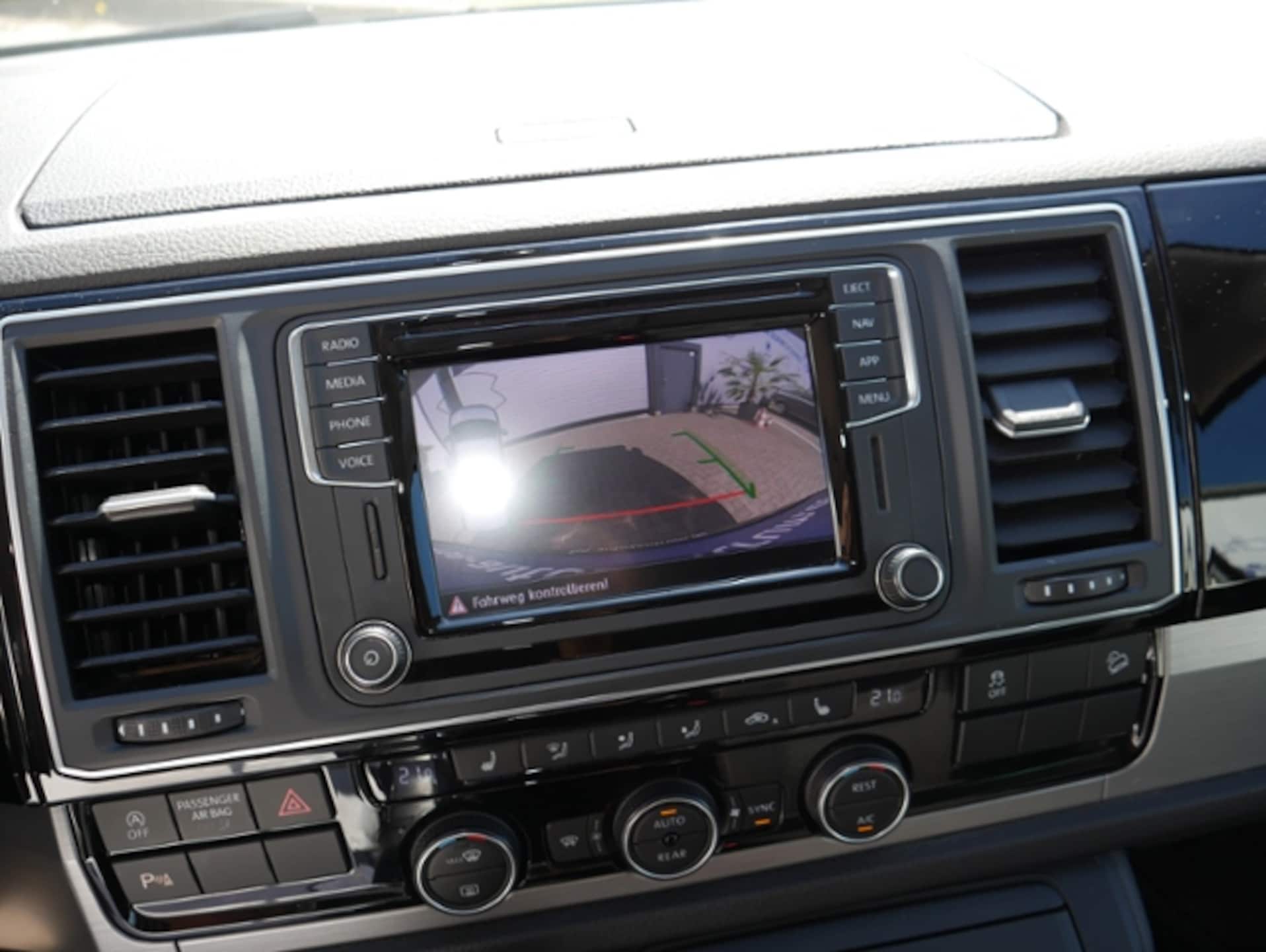Volkswagen T6 California Beach