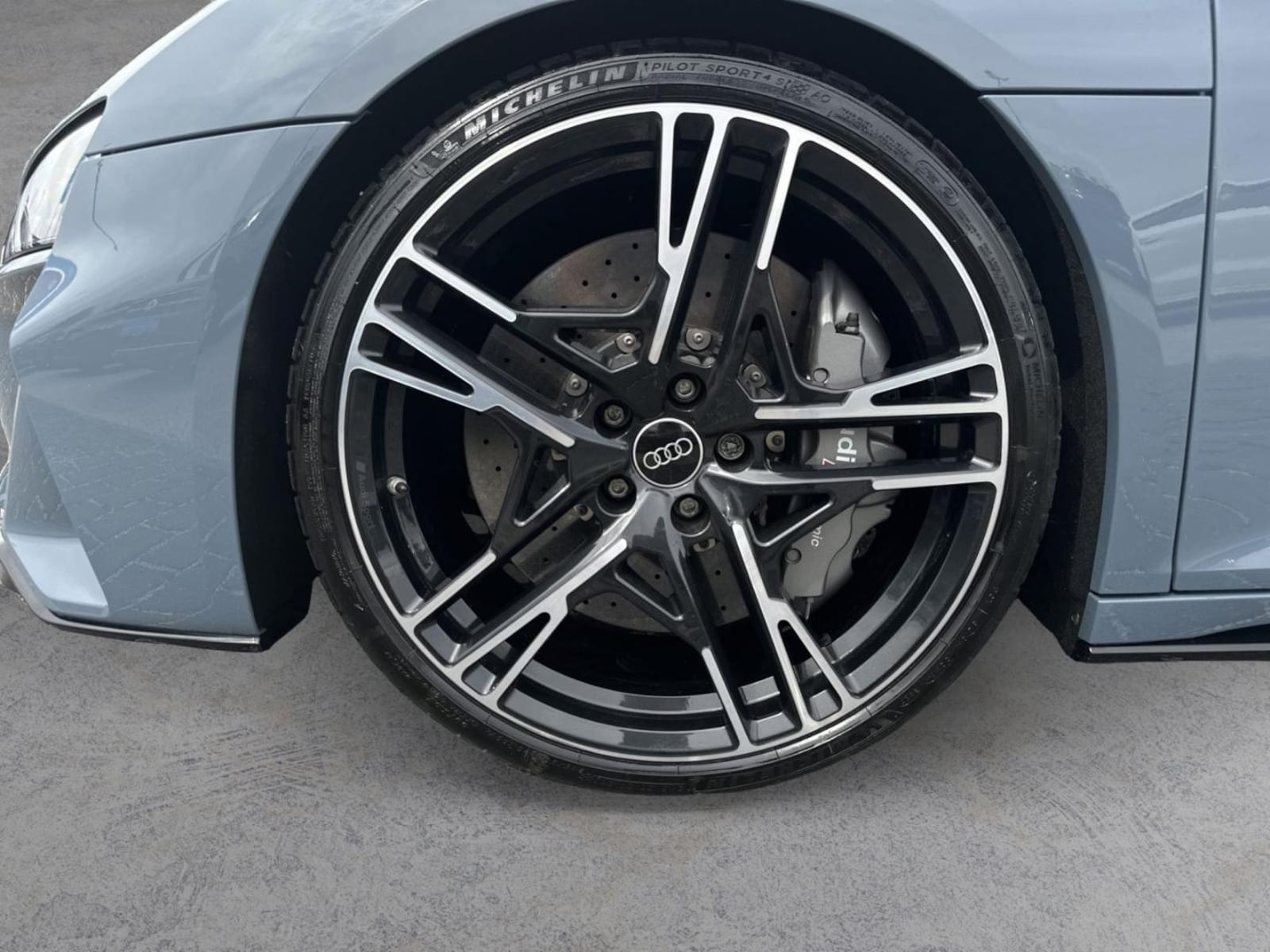 Audi R8 Spyder V10 performance RWD – Bild 8