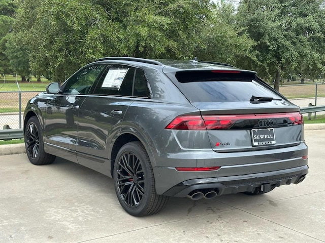 2027 Audi SQ8