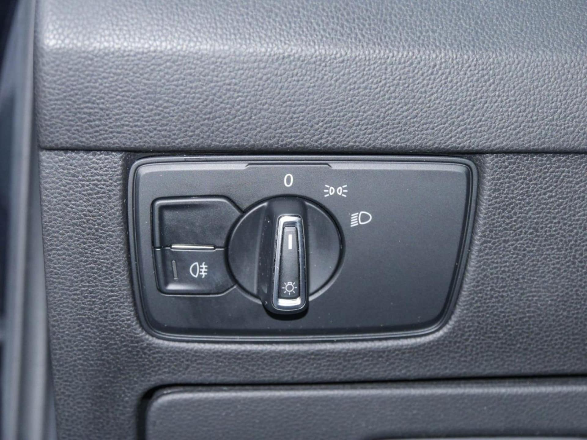 Volkswagen Passat Variant Basis-Modell